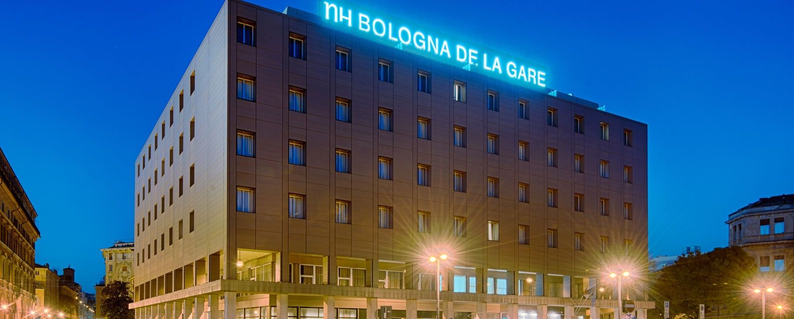 Nh Bologna De La Gare Hotel Exterior foto